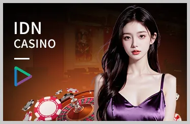 Bánh xe Roulette quay với quả bóng đang lăn